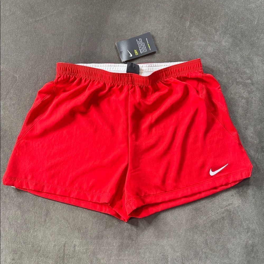 Women’s Nike Red Sport Shorts Dri-Fit AJ1266-657 Loose Fit Size M NWT